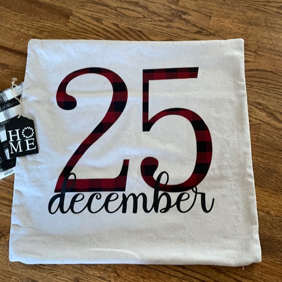 ❤️🎄Christmas Pillow Cover | December 25 | 22” x 22” 🎄❤️ - Picture 2 of 6